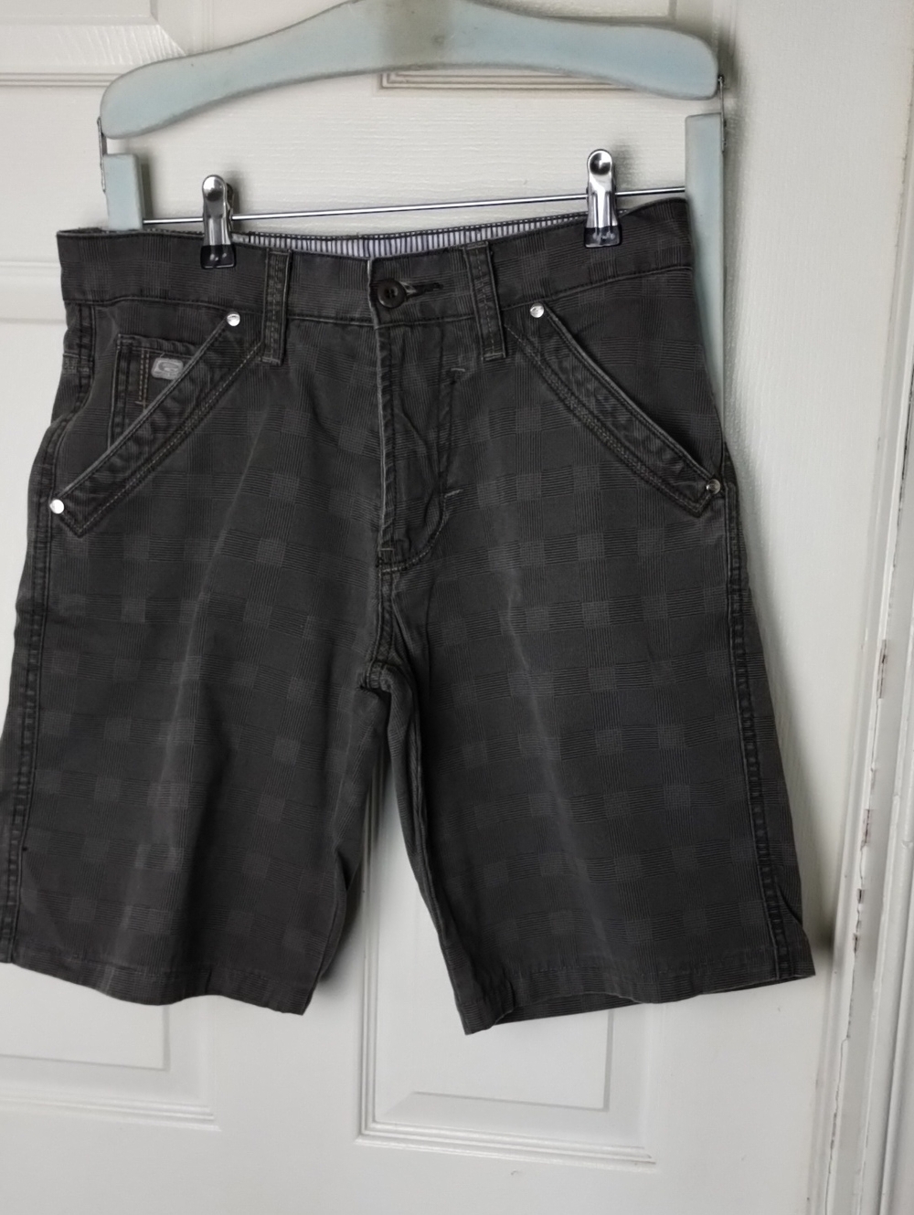 Men's Faded Gray Checkered Plaid Denim Shorts Size 30